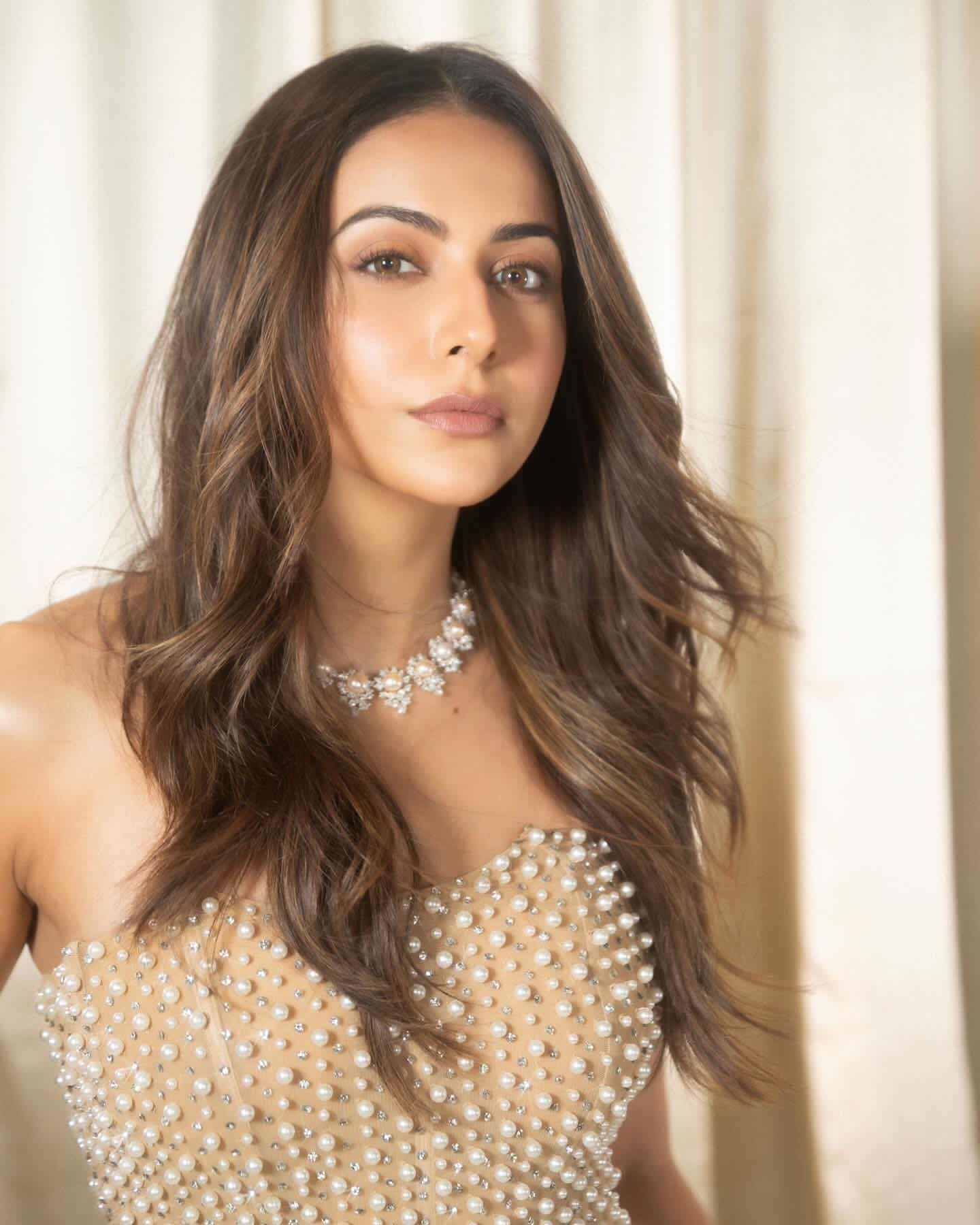 GnTBcwBaoAA_dxi?format=jpg&name=large