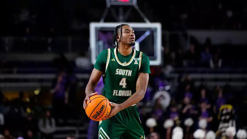 Dushawn London (@dushawnlondon1) on Twitter photo USF transfer Kobe Knox will visit South Carolina tomorrow he tells <a href="/247SportsPortal/">247Sports Transfer Portal</a>
Knox averaged 10.8 points and 3.1 rebounds this season.
247sports.com/player/kobe-kn… USF transfer Kobe Knox will visit South Carolina tomorrow he tells <a href="/247SportsPortal/">247Sports Transfer Portal</a>
Knox averaged 10.8 points and 3.1 rebounds this season.
247sports.com/player/kobe-kn…