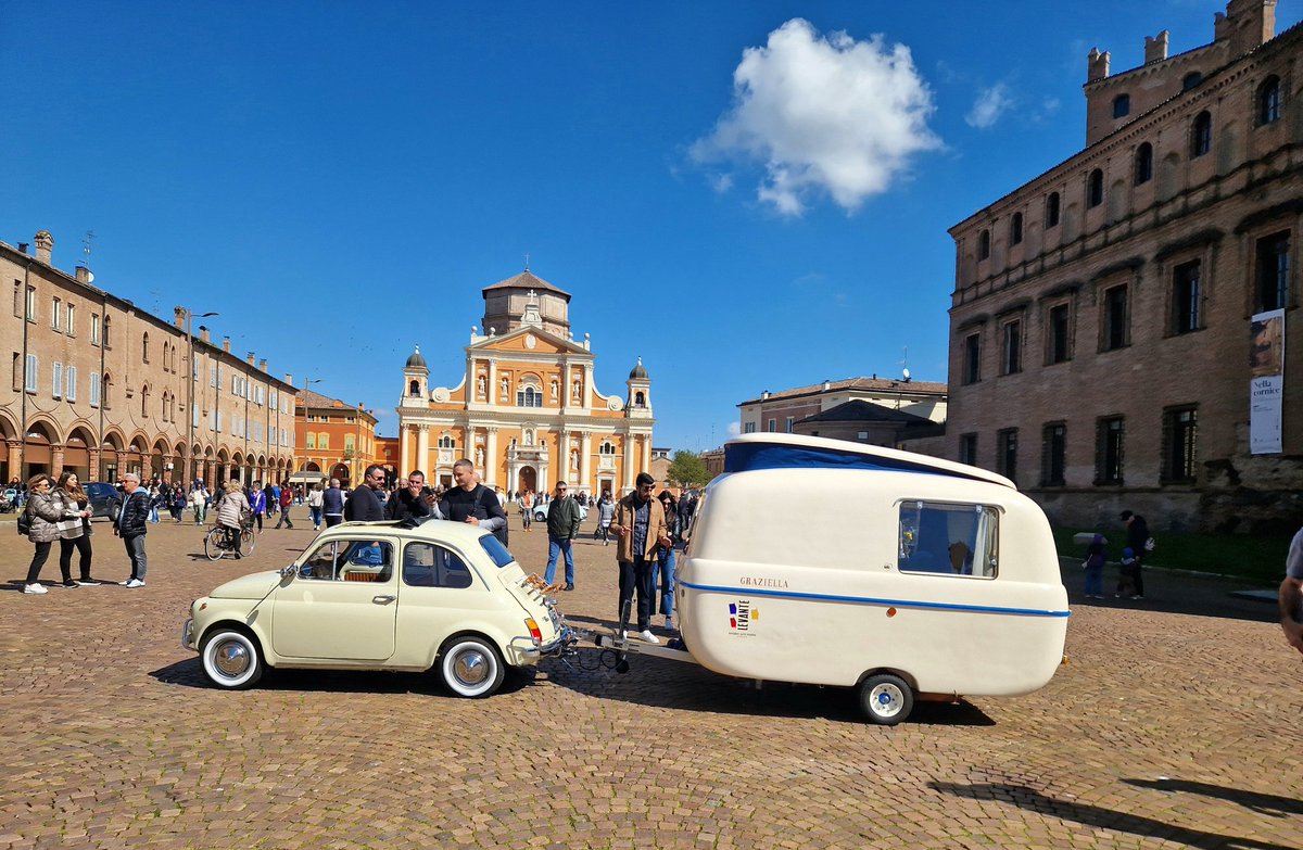 Grande #Piazza 
#Carpi
#500