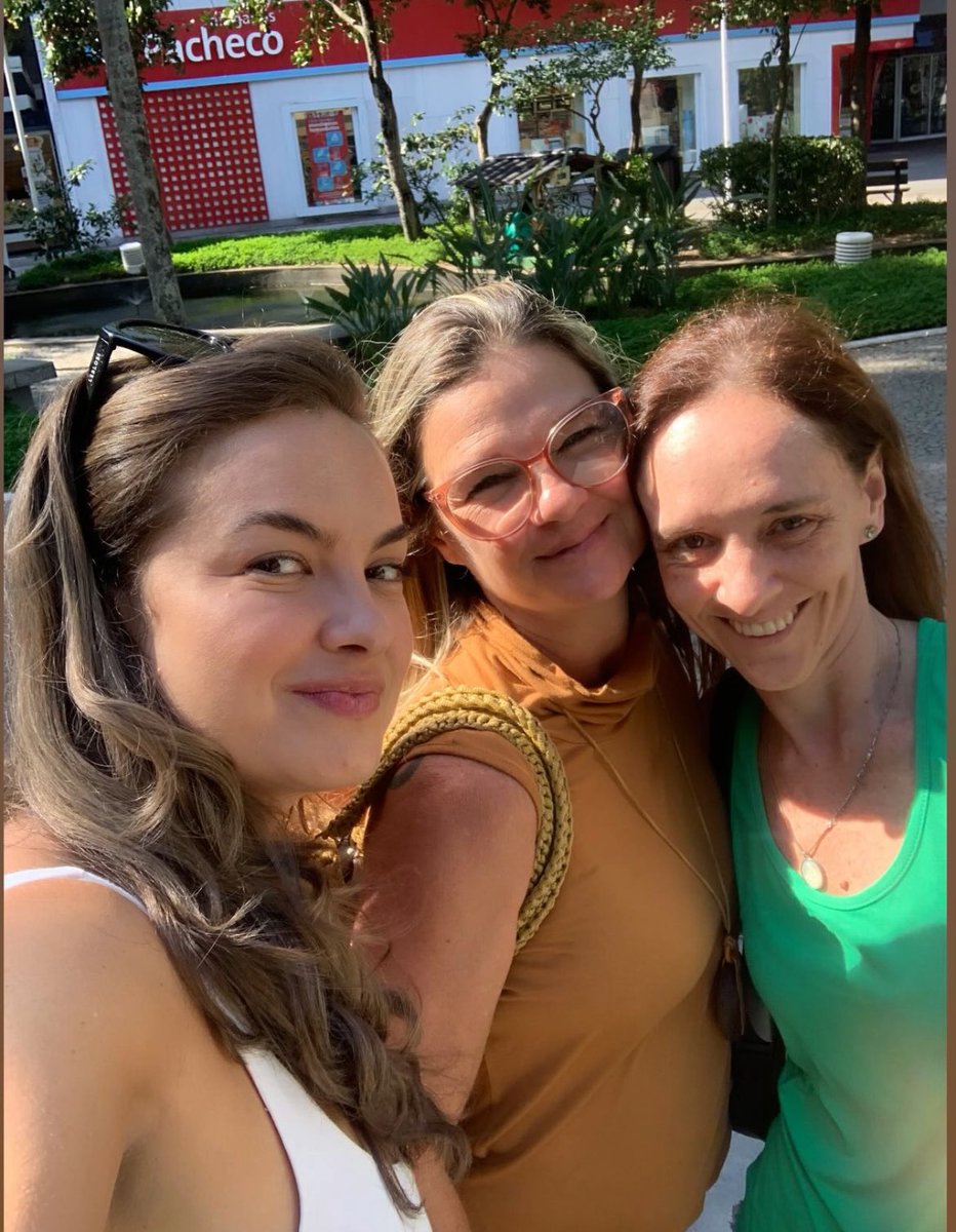 ProjetoLua's tweet image. Lua via seu Instagram stories! 🥰📲