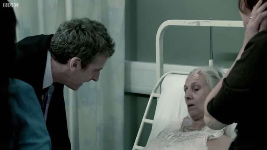 brinatello's tweet image. For #NationalDoctorsDay 🩺👨‍⚕️ #PeterCapaldi played some healers: a consultant in a geriatric 👵 ward, had a doctorate in Divinity, a W.H.O. Doctor in a zombie 🧟 apocalypse, and used a fire extinguisher 🧯 on aliens! #GettingOn #TheFieldOfBlood #WorldWarZ #DoctorWho #TwelfthDoctor