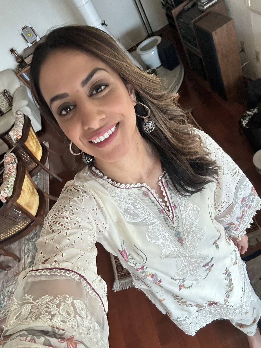 Ambreen Mohamed, MD, FACC (@ambreenmohamed) on Twitter photo #ACC25 one day, back home for Eid the next! 
Eid Mubarak fam! #ACC25 one day, back home for Eid the next! 
Eid Mubarak fam!