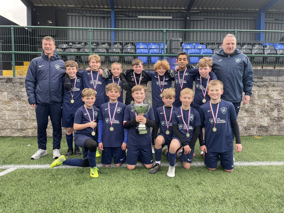 Elite Football Coaching (@elitefcacademy) on Twitter photo 🏆 𝗨𝟭𝟭 𝗟𝗘𝗔𝗚𝗨𝗘 𝗖𝗛𝗔𝗠𝗣𝗜𝗢𝗡𝗦
Huge congratulations to our under 11’s who were crowned as league champions today, winning the <a href="/MancYSL/">Manchester Youth Super League</a> U12 Championship
A fantastic achievement for this talented bunch of players
Huge well done to Ian, John & the boys
👏👏👏 🏆 𝗨𝟭𝟭 𝗟𝗘𝗔𝗚𝗨𝗘 𝗖𝗛𝗔𝗠𝗣𝗜𝗢𝗡𝗦
Huge congratulations to our under 11’s who were crowned as league champions today, winning the <a href="/MancYSL/">Manchester Youth Super League</a> U12 Championship
A fantastic achievement for this talented bunch of players
Huge well done to Ian, John & the boys
👏👏👏