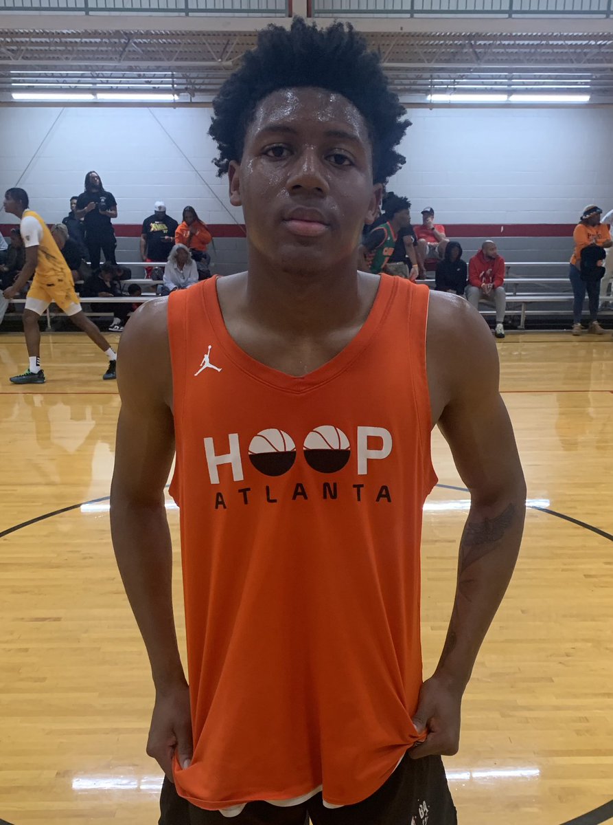 On the Radar Hoops Events (@otrhoops) on Twitter photo ‘26 Darrion Hadley (<a href="/darrionhadley23/">Darrion Hadley</a>) is an athletic & skilled lefty wing. He is a knockdown shooter from the behind the arc, and can attack closeouts and finish in the paint.
#OTRCircuit ‘26 Darrion Hadley (<a href="/darrionhadley23/">Darrion Hadley</a>) is an athletic & skilled lefty wing. He is a knockdown shooter from the behind the arc, and can attack closeouts and finish in the paint.
#OTRCircuit