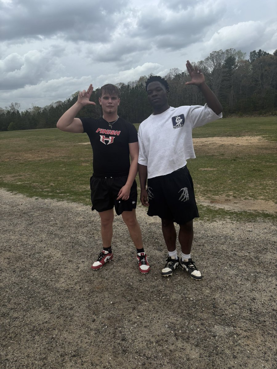 Bryce Hall tweet media