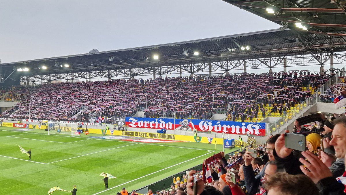 SzpilNa's tweet image. Po raz pierwszy, na Arena Katowice...
Kibice @GornikZabrzeSSA w Katowicach.
30.03.2025
#polscykibice #arenakatowice #GKSGOR