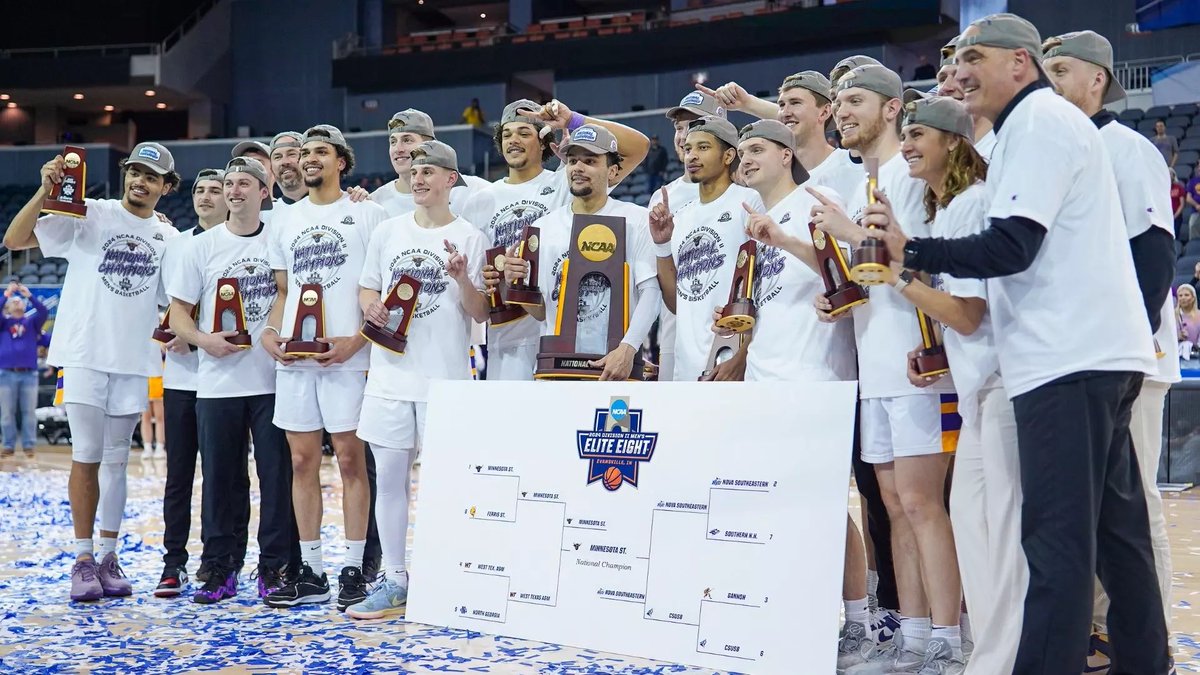 Small College Hoops tweet media