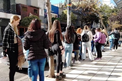 RED92cadadiamas's tweet image. #GranLaPlata | #DesocupaciónPorRubro | #Detalle | #InformeCompleto | #MercadoLaboral 

Gran La Plata: ¿qué sectores sufrieron más la desocupación en 2024? 

red92.com/n88564