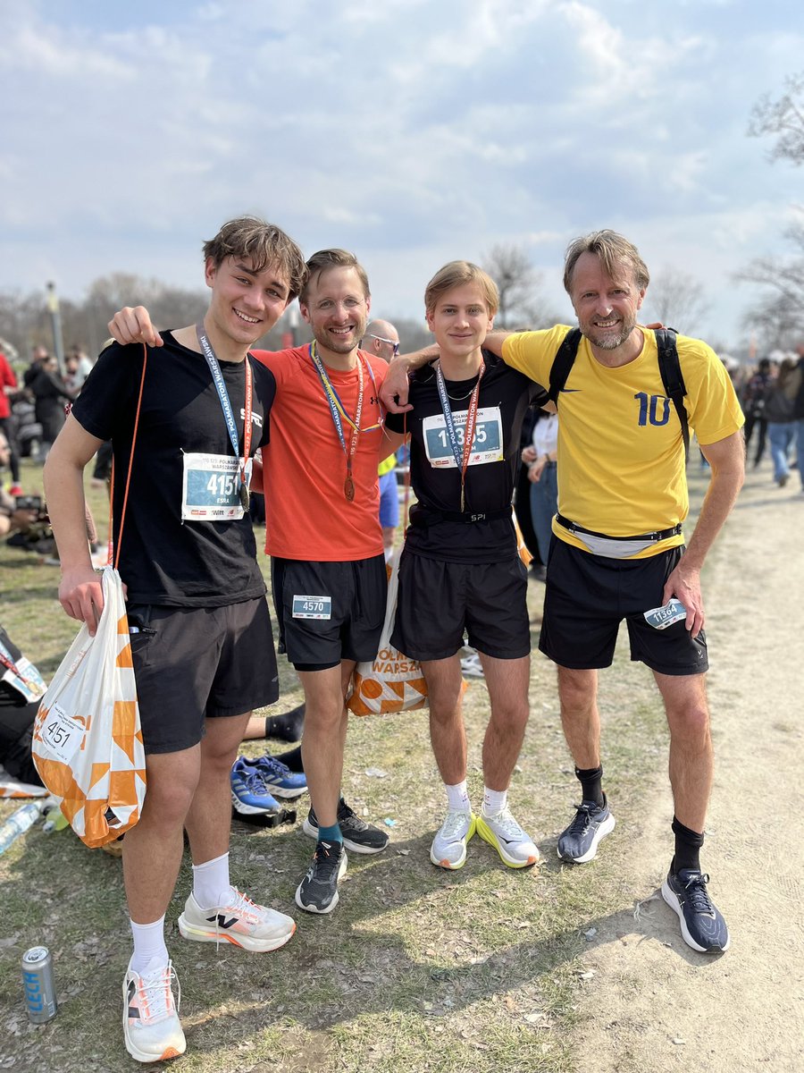 Great half marathon run with friends and family through beautiful Warsaw 
☀️💪