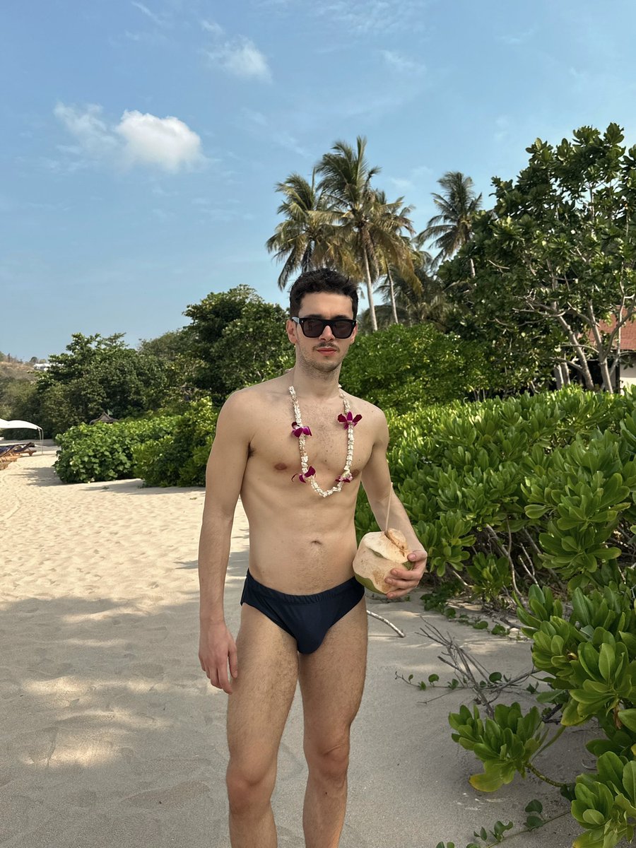 Elef | IG: Elefv tweet media