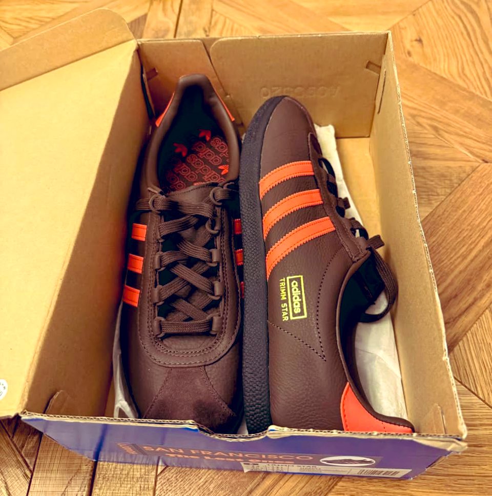 gazzadaz's tweet photo. What is it they say about idle hands🤷‍♂️🤦‍♂️😜🤣🤣 

Looks like the addiction has returned &amp; paid a ‘few’ visits 😫🤷‍♂️🤣 /// 177+🤪🤦‍♂️

 #shareyourstipes #adidas #prayforgary #wearingnotstaring #adifamily #country #hochelaga #jonahhill #sanfrancisco 

@MindBodySoleUK 💚🤎🩶♥️ https://t.co/EXM1joU8do