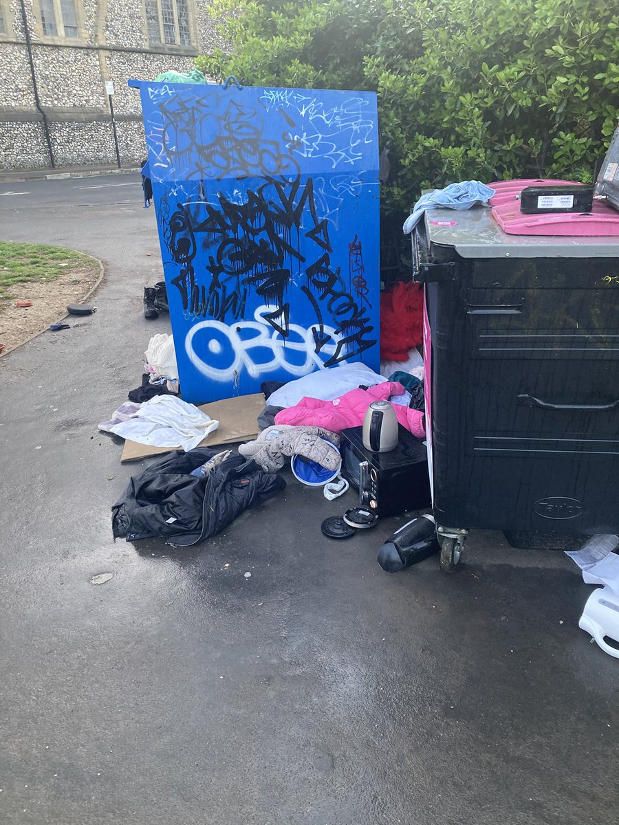 StResidents's tweet photo. The Pepperpot this morning. Will @BrightonHoveCC ever get to grips with terrible state of our ‘ recycling’ points? @TristramBurden https://t.co/ORBApJlzAF