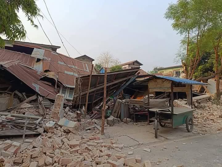 Asking help from #snowballpower #winmetawin
As everyone knows,Sagaing is the epicenter of the earthquake and now we are in urgent need of dead body bags for the mortalities!!! The price for a bag is around 120baht and every penny matters to us. Sagaing is living hell now.😔