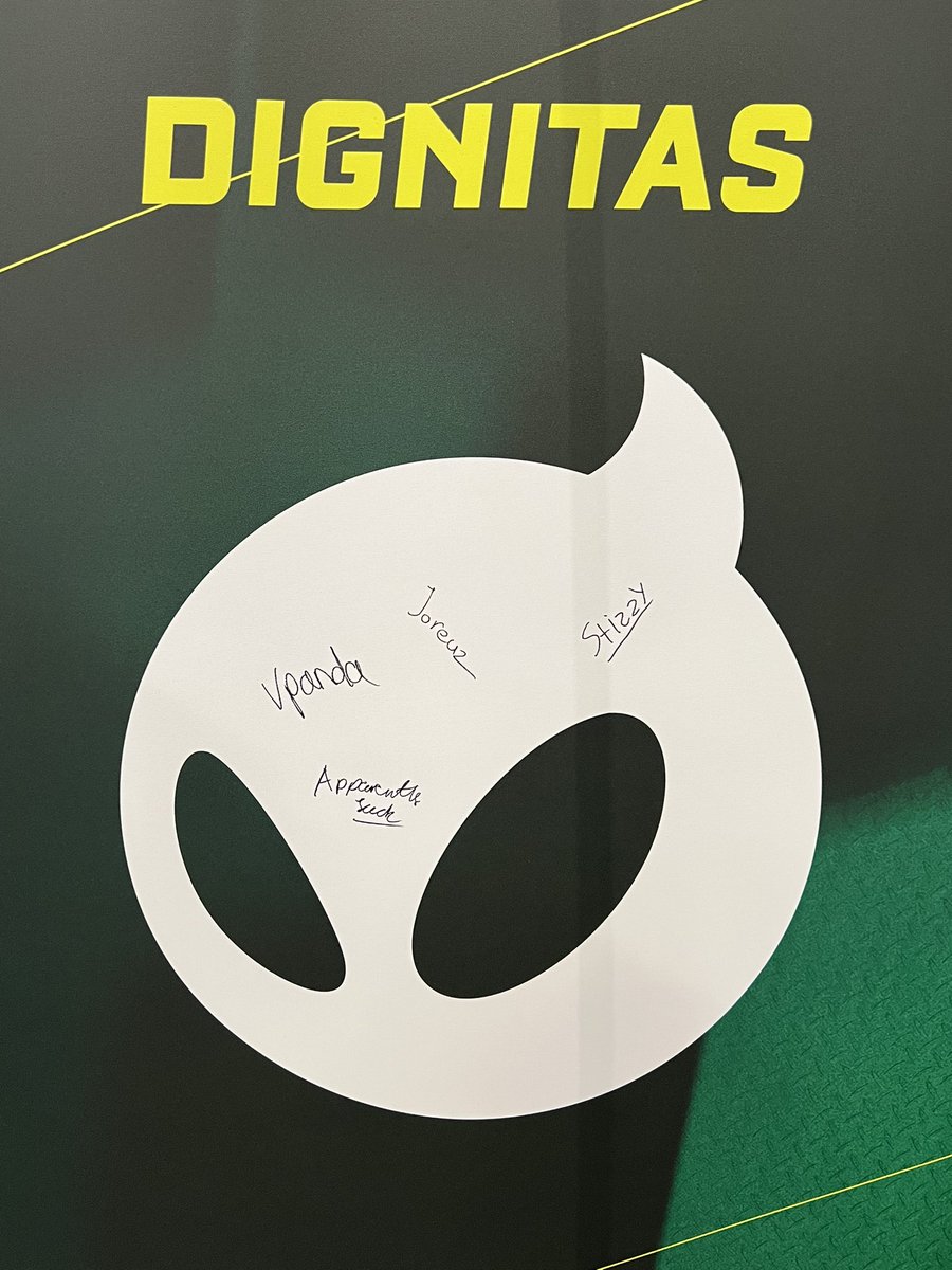 Dignitas (@dignitas) on Twitter photo If youโre at the Birmingham Major, you have the chance to win this Dignitas banner signed by our Rocket League team!
TO ENTER:
โ
Follow @Dignitas
โ
Follow <a href="/DignitasRL/">DignitasRL</a>
โ
RT this post
โ
Reply below with your favourite DIG player! If youโre at the Birmingham Major, you have the chance to win this Dignitas banner signed by our Rocket League team!
TO ENTER:
โ
Follow @Dignitas
โ
Follow <a href="/DignitasRL/">DignitasRL</a>
โ
RT this post
โ
Reply below with your favourite DIG player!
