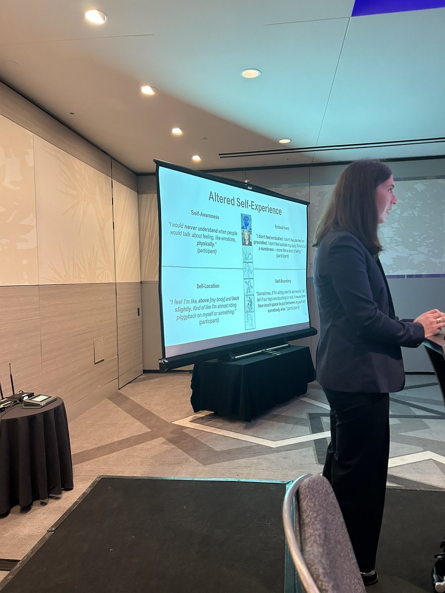 JasperFeyaerts's tweet image. Our SIRS symposium on “Self-disorders in schizophrenia and beyond” currently underway. Now up: @julialebovitz on Altered Self-Experience in DPD and SZ.