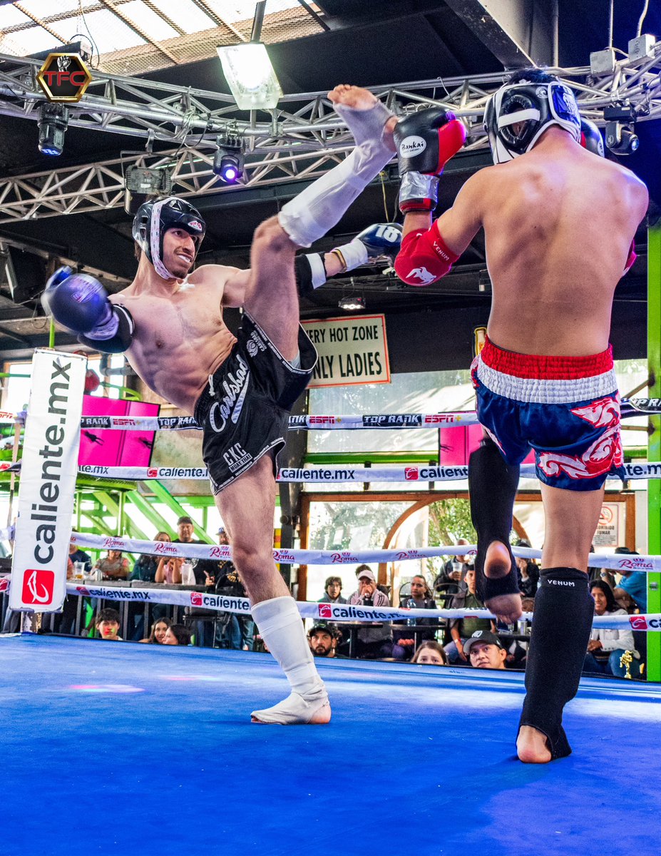 DanifloydFoto's tweet image. ALGUNAS IMÁGENES TFC 11
 #muatai #kidboxing  #box #ufc 
tijuana fight championship