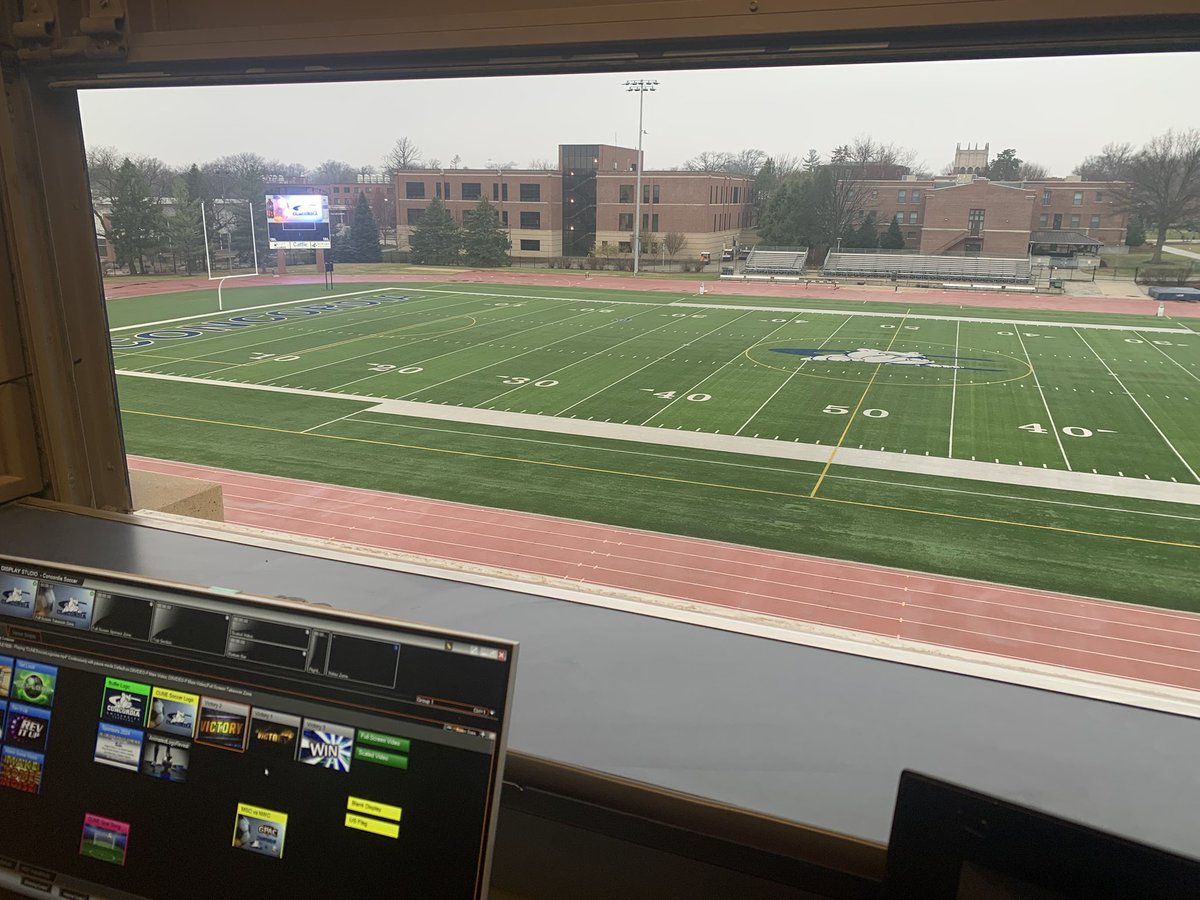 We had such a great day welcoming back and competing against our alumni this weekend. Great people. Great soccer. Those before us pave the way for us to grow. ⚪️🔵⚽️🐾 #SkoDawgs #OnceADawgAlwaysADawg