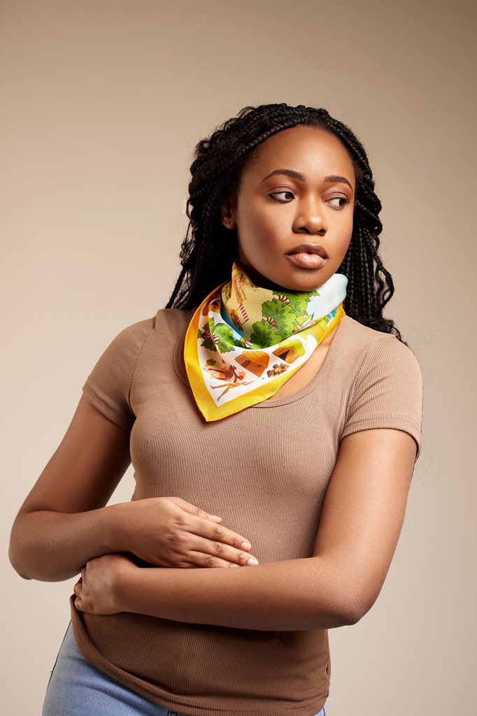 vinvaevinvae's tweet image. Be Stylish. Be You.

Scarf:  Two worlds silk scarf 50 in yellow color.

🛍️🛒 vinvaevinvae.com 

#eidmubarak #silkscarf #silkscarfgang #vinvaevinvae #vinvaesilkscarf #silkscarf #vinvaevinvaesilkscarves #fashionwears #summervibes #elegance #twoworldssilkscarf50 #flatlays