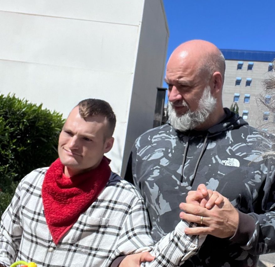 Hi 🌎 it been a while. I hope everyone has had a lovely day ❤️ #ForwardAlwaysForward