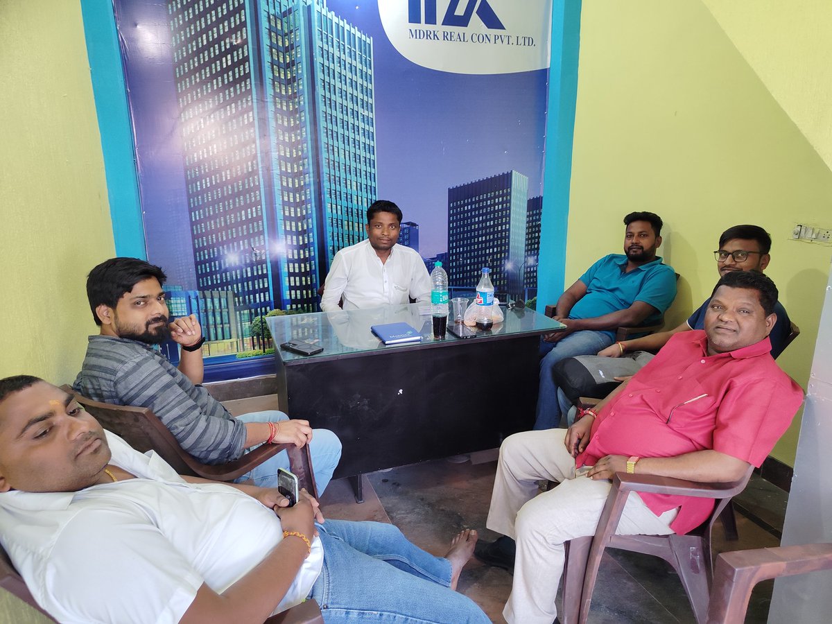 ASHOKSINGHJDU's tweet image. मेहनत करते रहिए सफलता खुद कदम चूमेगी 
एम डी आर के रियल कोन प्राइवेट लिमिटेड 
ब्रांच ऑफिस ओखला पॉकेट ए नियर श्रीराम चौक 
#newproject #greaternoida #plotsavailable 
Ashok kumar singh अशोक प्रधान समर्थक