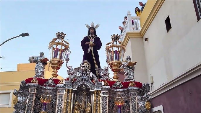 Nuevos Horarios e Itinerarios de la Semana Santa 2025 en La Línea de la Concepción: Análisis y Cambios