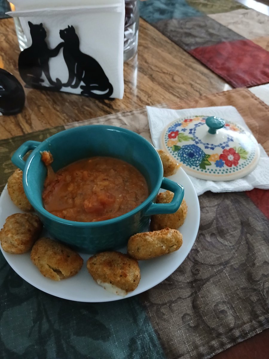 Spinach and artichoke mozzarella sticks with homemade tomato sauce