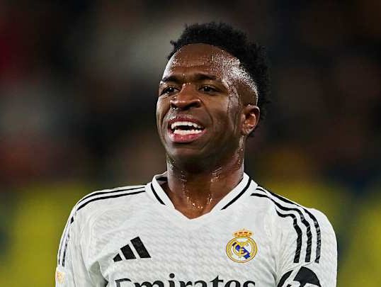 FCB_nenn's tweet photo. Goles y asistencias en 2025:

🇪🇸Fermín López - 8
🇧🇷Vinicius Jr - 7

“😂” https://t.co/e9b7yNV2Yq