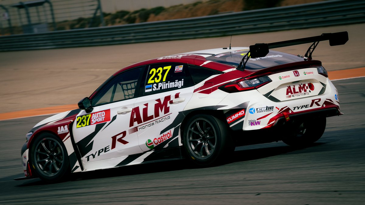 🇪🇸 DOUBLE WIN! 🏆ALM driver Sten-Dorian Piirimagi takes his first #TCRSpain win at Aragon as TPR’s Mike Halder beats RC2’s Felipe Fernandez to the earlier victory. Ruben Fernandez (RC2) wins the Master class 🏆 both times.