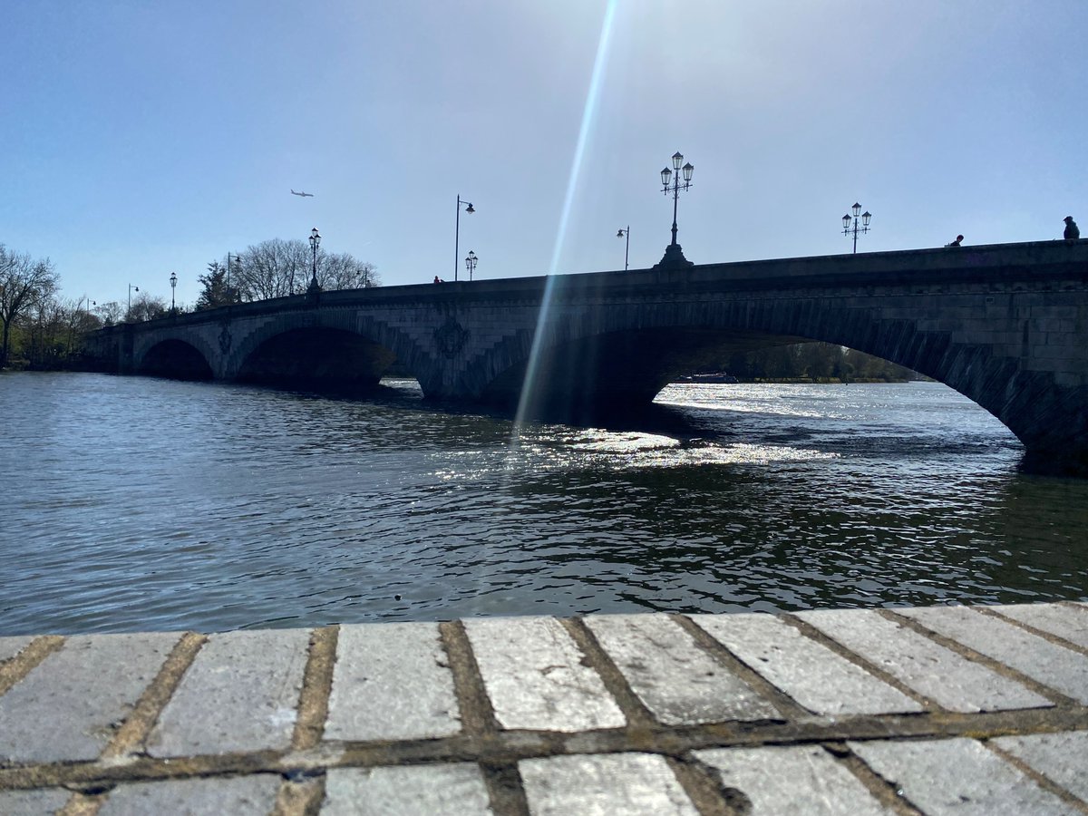 It is a beautiful day for patrols - if you see us about please do not hesitate to say hello 👋
Please be safe and enjoy the sun ☀️

If you see Anti-Social-Behaviour in your area contact 101 non-emergency or 999 emergency. ☎️