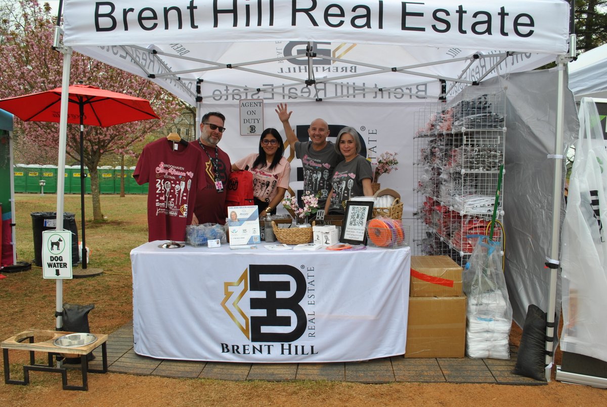 Speaking of sponsors, be sure to visit our on-site sponsors. They bring goodies and great deals to festival attendees and help us keep the event going each year!

brookhavenga.gov/festival/page/…