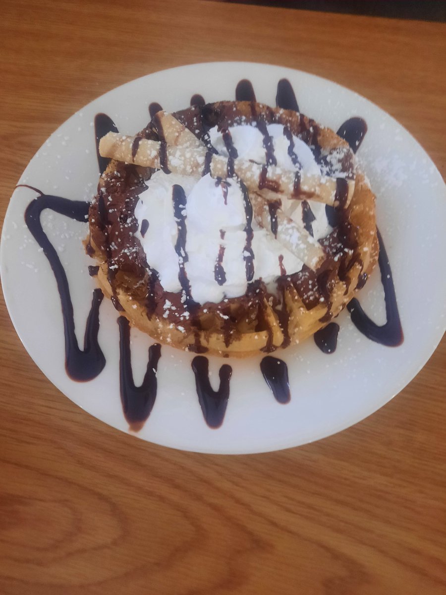 VoteFern4PA's tweet photo. If you haven't checked out brunch at the @farmersinnnepa, you're missing out! They offer a family-friendly photo worthy brunch every Sunday! The kids loved it! #SupportLocal #EatLocal #FarmersInn #SundayBrunch #Shavertown #JacksonTownship #FamilyFriendly https://t.co/PWoakYALJi