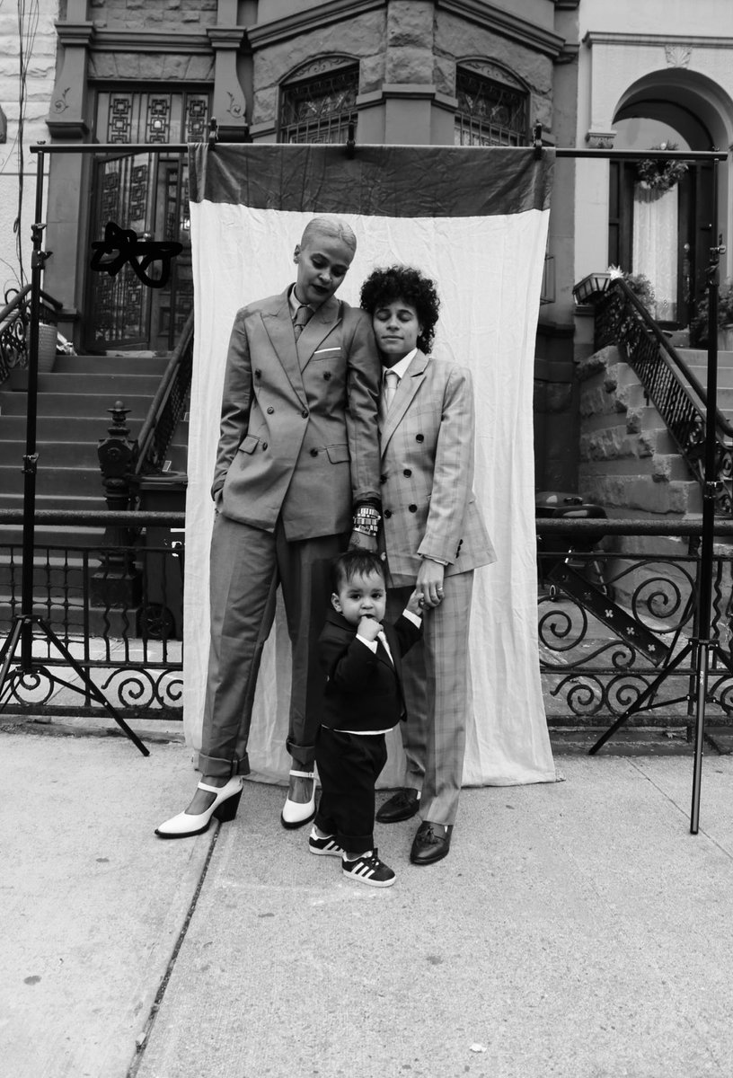 kieshdotwork's tweet image. 2 years ago today we found out we were pregnant. How beautiful life has been since. Happy Family Day to us.

Photos by Akiea Gross ✨