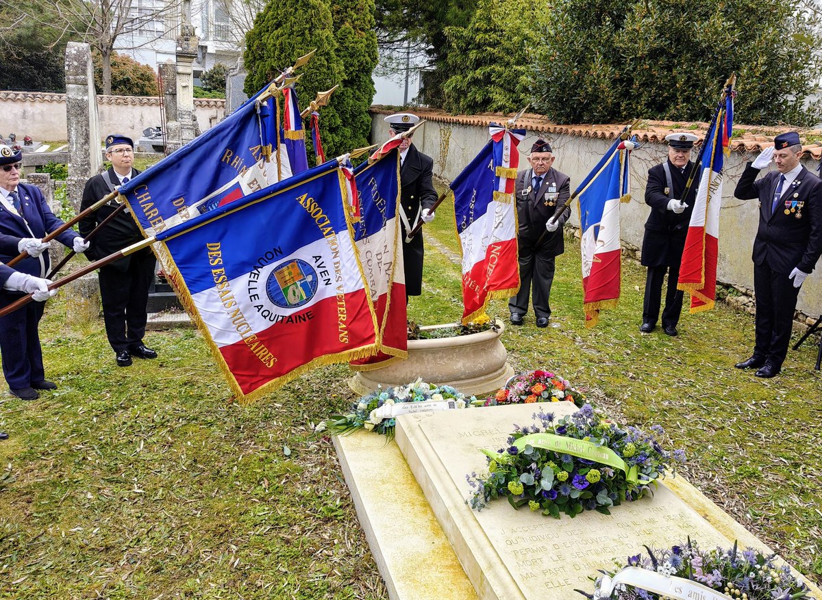 À travers cette cérémonie, les Jeunes Radicaux de Gauche réaffirment leur attachement aux idéaux qu'il défendait avec passion. 
Son combat pour une République plus juste et son humanisme restent des phares qui guident notre action politique quotidienne. 
🧵2/3