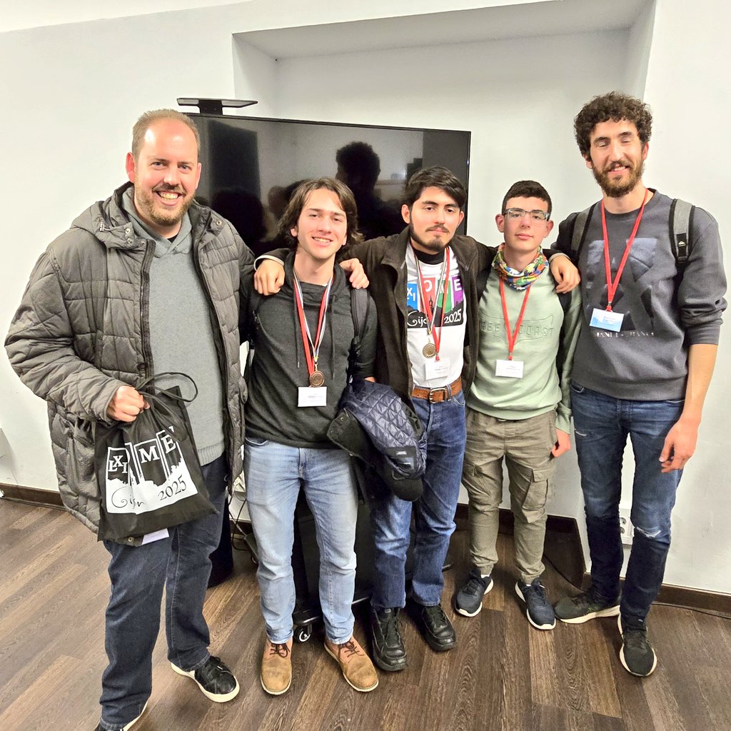 Juan Miguel Ribera (@juanripu) on Twitter photo L’equip de les Illes Balears a la LXI Olimpíada Matemàtica Espanyola ha estat format per Toni Calucho Guitart (15a posició, medalla de plata), Erik Palberg Rodríguez (23a posició, medalla de bronze) i Víctor Maciñeiras Cruz. 
Enhorabona als tres per la vostra gran actuació! L’equip de les Illes Balears a la LXI Olimpíada Matemàtica Espanyola ha estat format per Toni Calucho Guitart (15a posició, medalla de plata), Erik Palberg Rodríguez (23a posició, medalla de bronze) i Víctor Maciñeiras Cruz. 
Enhorabona als tres per la vostra gran actuació!