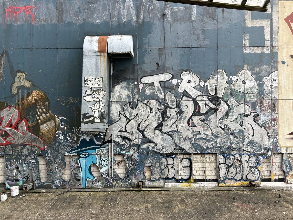 Peter Sandler (@eurofolk) on Twitter photo Trade is the alternative. Trade is everywhere. Streetart <a href="/Teufelberg/">Per Frederiksen</a> in Berlin. <a href="/Trade_EU/">EU Trade 🇪🇺</a> Trade is the alternative. Trade is everywhere. Streetart <a href="/Teufelberg/">Per Frederiksen</a> in Berlin. <a href="/Trade_EU/">EU Trade 🇪🇺</a>