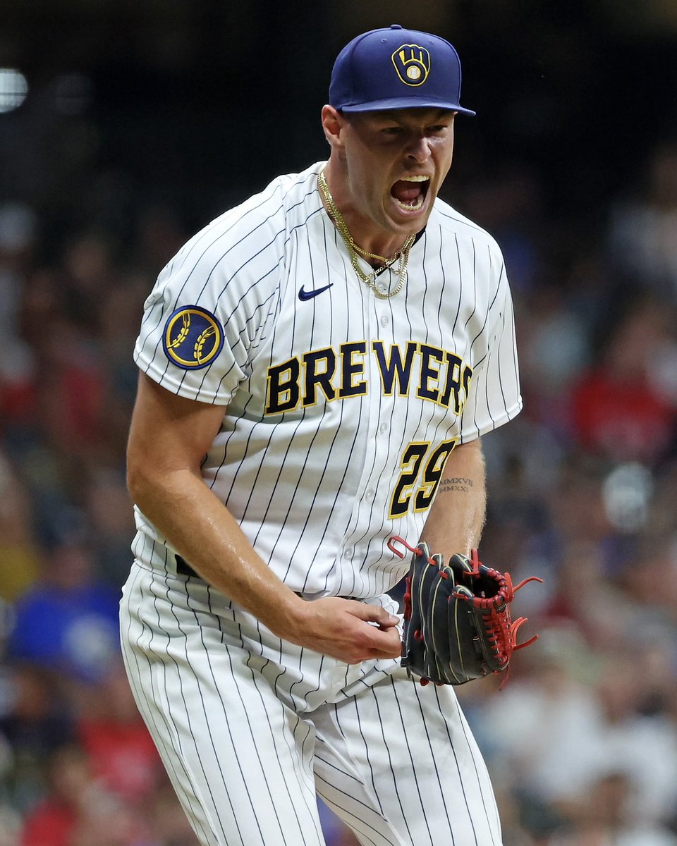 Brewers closer Trevor Megill on the Yankees redesigned bats:

“It’s the Yankees, so they’ll let it slide.”

(Via: @NYPost)