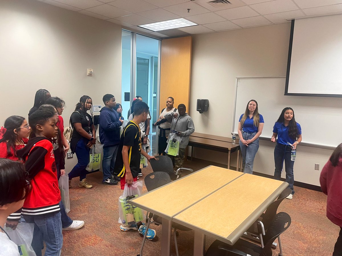 Dr. Antionette Wash (@mrswashteaches) on Twitter photo Thank you <a href="/UHClearLake/">University of Houston-Clear Lake</a>. For most of our students, this was their first college tour. Seeing all the campus has to offer, the dorms, the STEM building, the beautiful art, and meeting RJ the alligator, was so inspiring to them! I think we have some future Hawks on our coding team! Thank you <a href="/UHClearLake/">University of Houston-Clear Lake</a>. For most of our students, this was their first college tour. Seeing all the campus has to offer, the dorms, the STEM building, the beautiful art, and meeting RJ the alligator, was so inspiring to them! I think we have some future Hawks on our coding team!