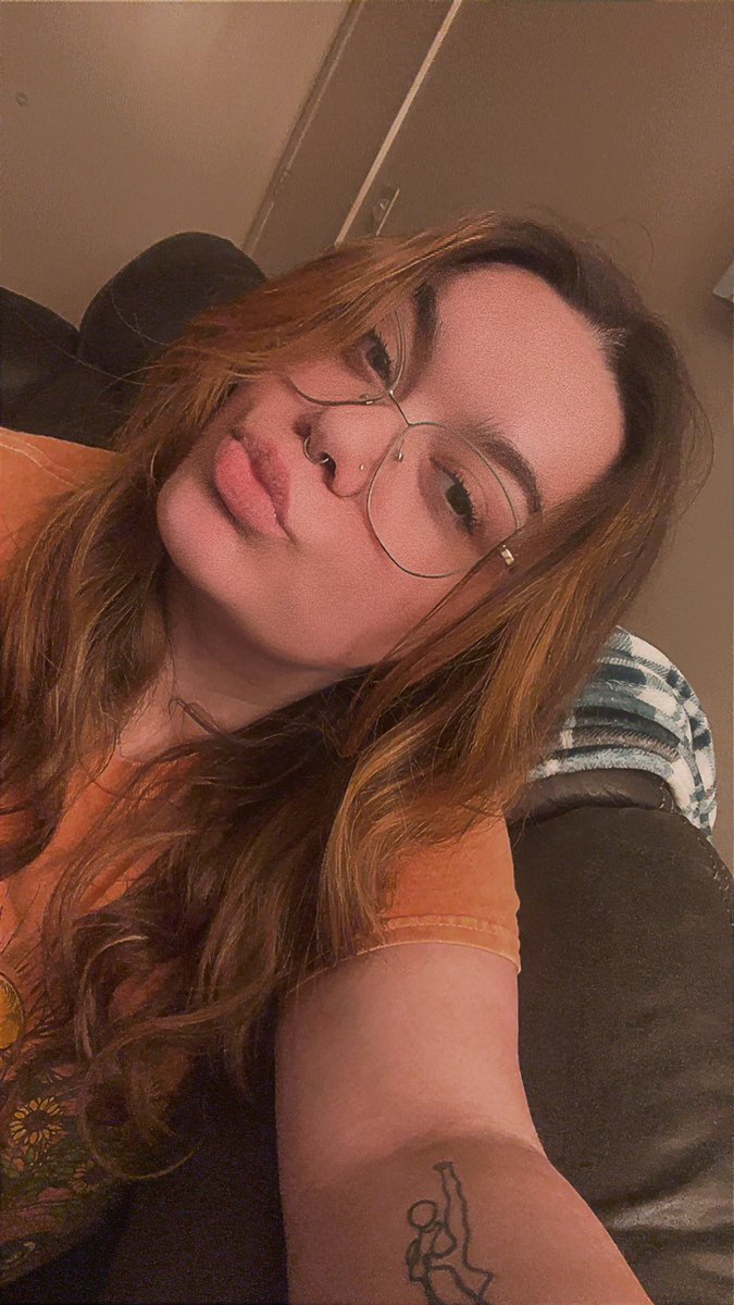 meadows_lex's tweet photo. New hair ✨ https://t.co/OhdzftWR5k