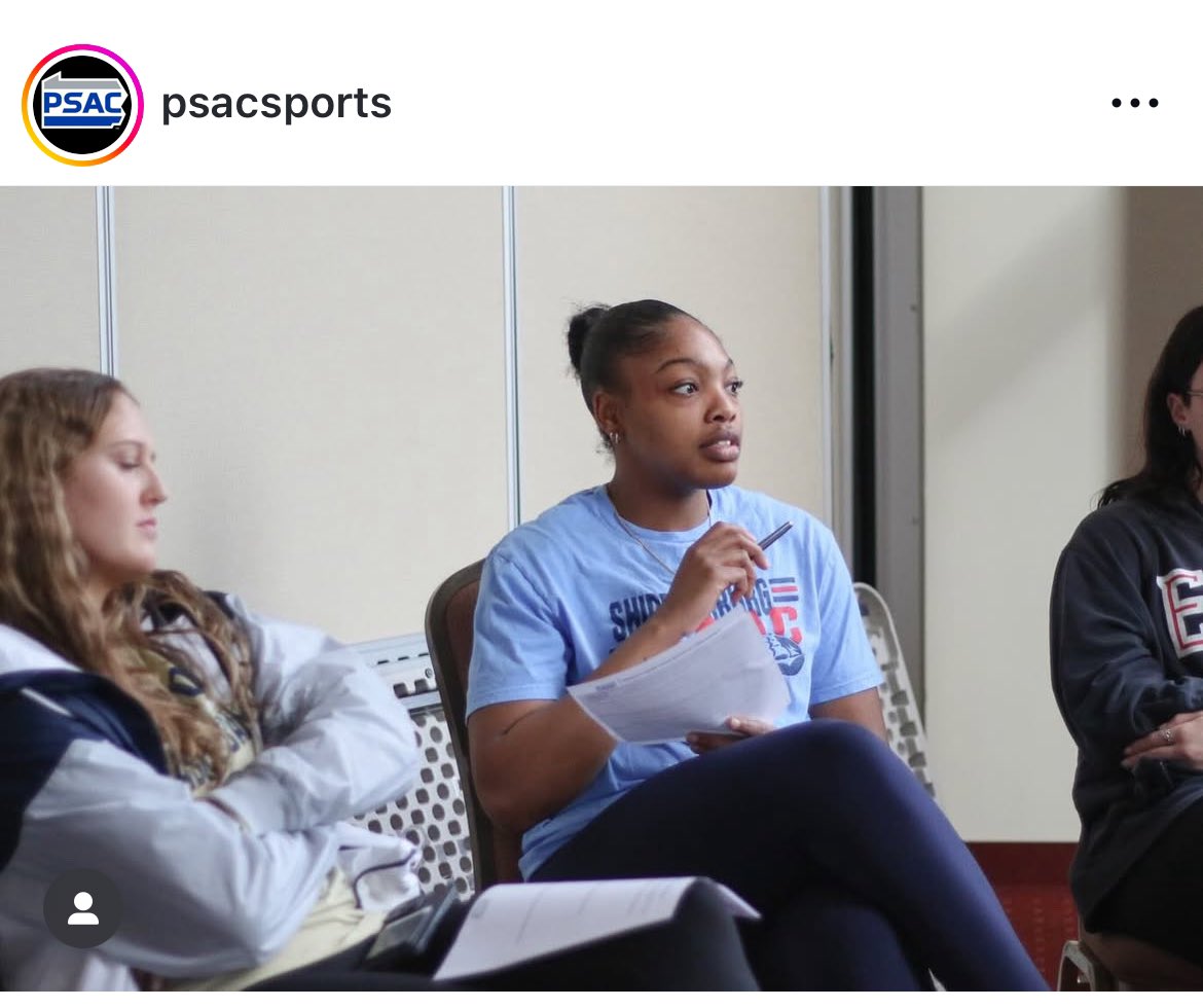 Makayla at the PSAC SAAC in person business meeting ❤️🏀💙