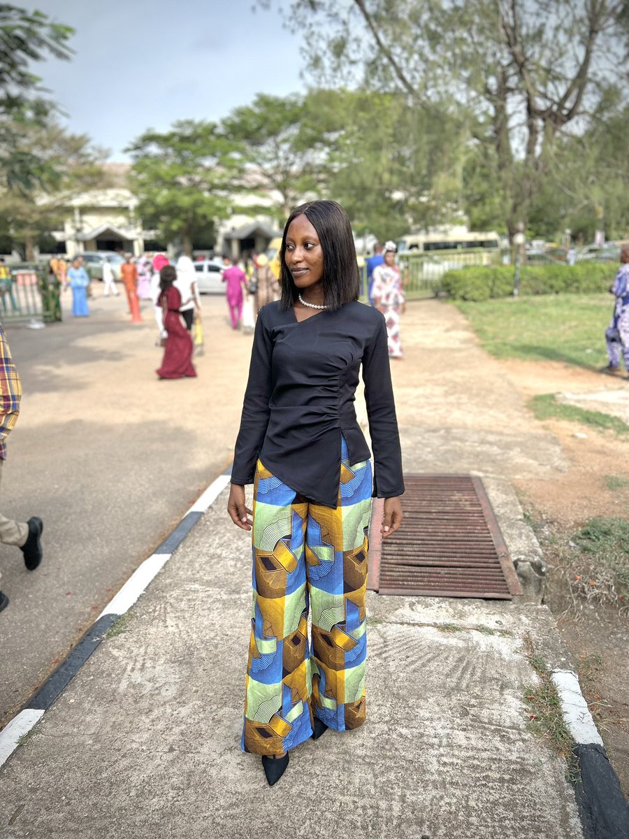 Folarique's tweet photo. I’ve been creating, now it’s time to start sharing. 
Complete fit made by me ✂️✨
What do you think?😉

Happy Sunday Loves 🥰 https://t.co/eXDievRhFL