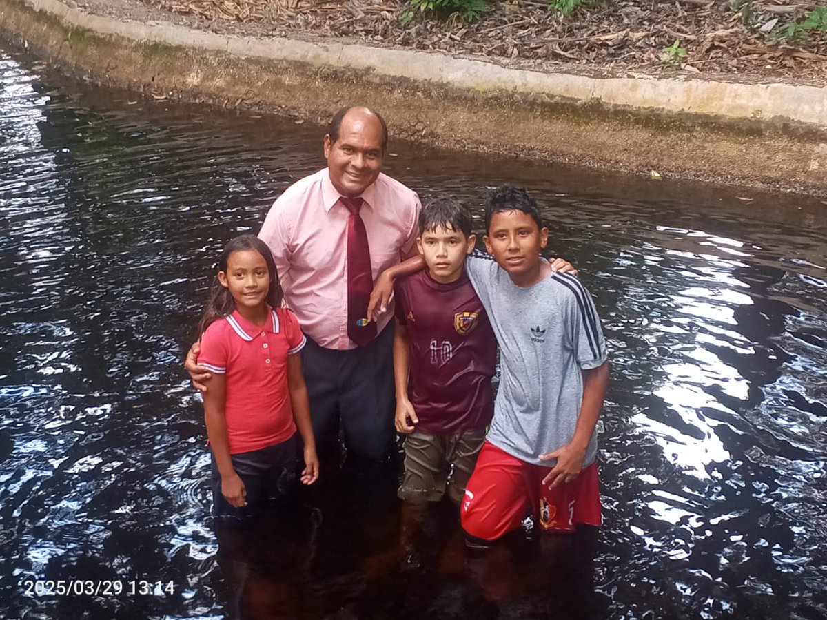 El distrito Oeste 1 se llena de alegría junto a la iglesia en  San Jaime con la bendición de 3 nuevos miembros de nuestra iglesia 🙏toda la gloria sea para Dios .
