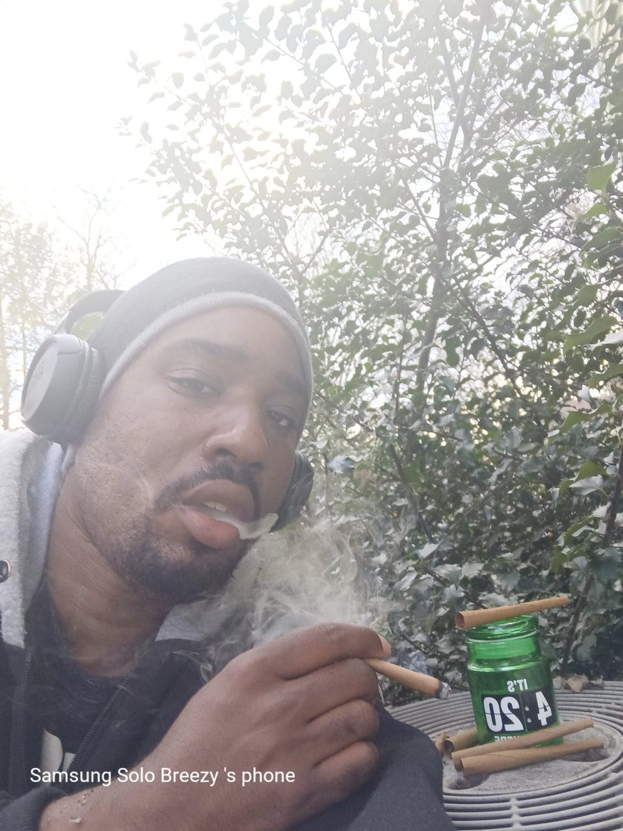 🌊🌊 Solo 🦸🏿🍁 Breezy 💨💨 tweet media