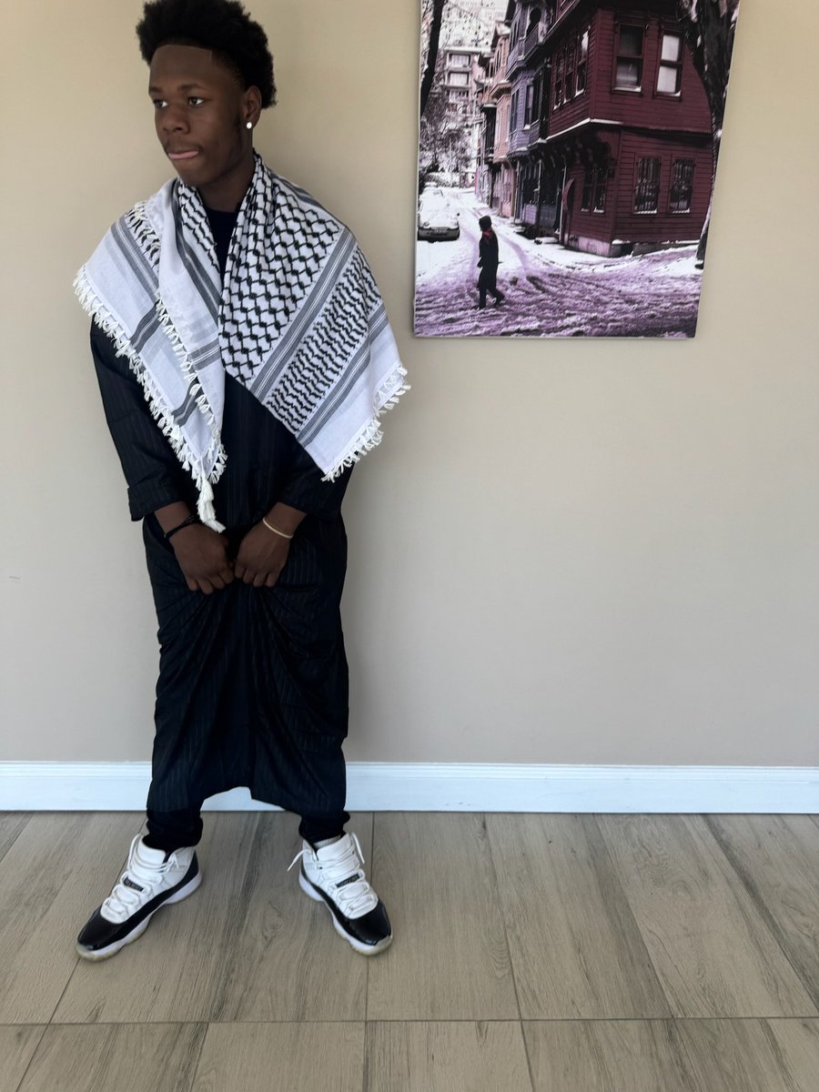 fostackinshit's tweet photo. 30/30 #eidmubarak https://t.co/MsbPXCJUHQ