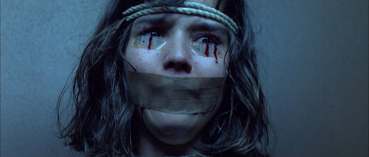 HauntedMovies's tweet photo. Opera (1987) dir. Dario Argento https://t.co/CuHK4WcsfA