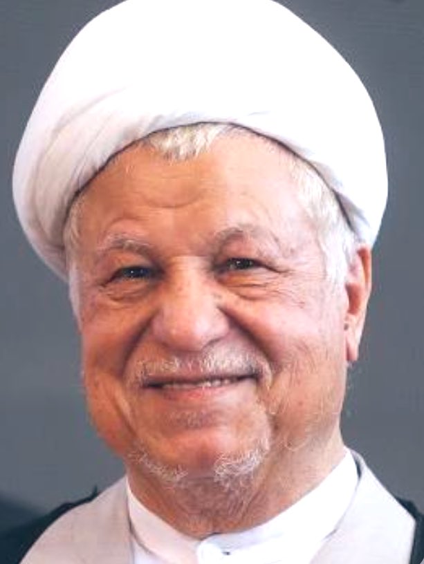 تواجه ايران واقعاً لم تشهده من قبل مع الولايات المتحدة
وهي الآن على مفترق طرق
بعد تهديدات ترامب .

أضف على ذلك عدم وجود سياسيين محنكين
 مثل الداهية
رفسنجاني
لإنقاذ المأزق الإيراني!

مع دعواتنا بسلامة دول الخليج من أي حرب قادمة.
.
#الكويت_السعودية_قطر_البحرين_الامارات_عمان