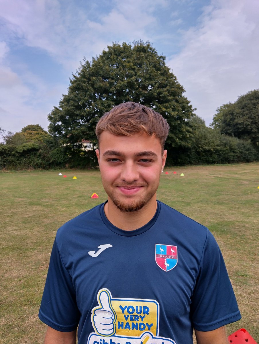 Crawley Green FC tweet media