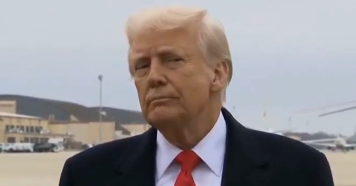 BREAKING: Trump Says He’s “Not Joking” When Asked About Seeking a Third Term, Says “A Lot of People Want me to Do It” and “There are Methods Which You Could Do It”

READ: thegatewaypundit.com/2025/03/breaki…