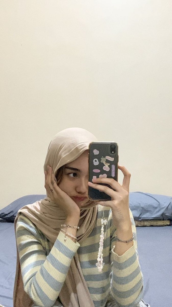 Yanee161414's tweet photo. เหงา Dm- ทักมาหน่อยยย😋 https://t.co/cTtNkQsyQq
