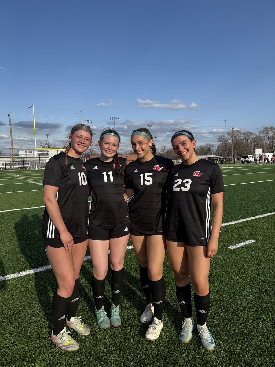 Great start to the spring season with goals from <a href="/EllaForsyth8/">Ella Forsyth</a> and Evelyn Hierzer and assists by Ava Adams and Lucia Randazzo!
#YNWA #SURG’D