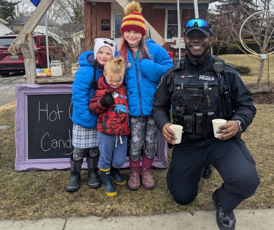 WRPSToday's tweet photo. It was a great day to stop by this hot chocolate stand in Cambridge and support these young entrepreneurs!

#Aweseome #StayWarm #CommunitySupport https://t.co/oafs4enHkF